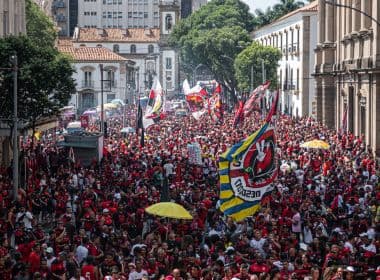 Imagem sobre Flamengo faz a festa no Rio com taças da Libertadores e da Copa do Brasil 