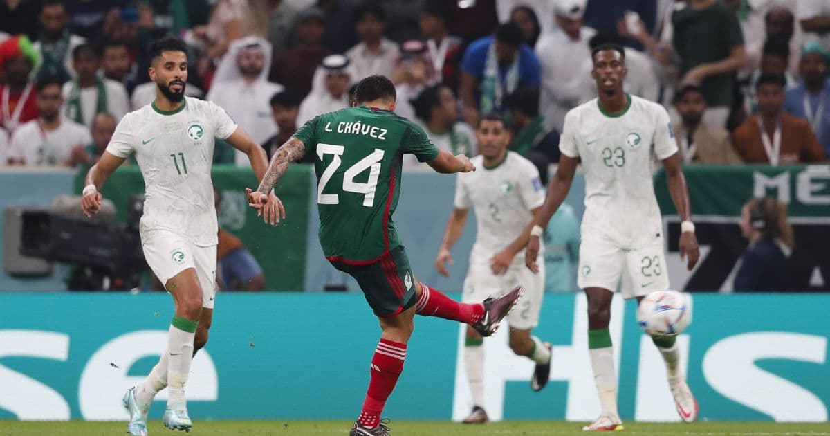 México vence Arábia Saudita, mas é eliminado da Copa do Mundo 
