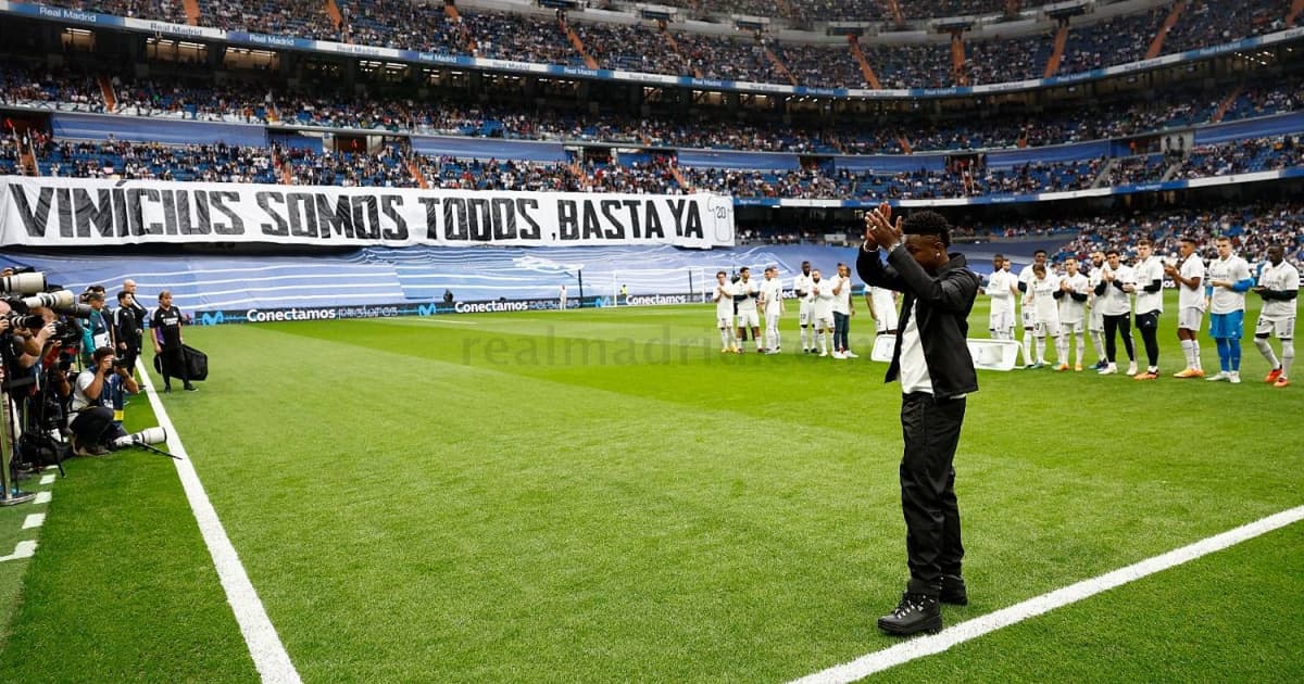Vinicius Junior é homenageado no Santiago Bernabéu