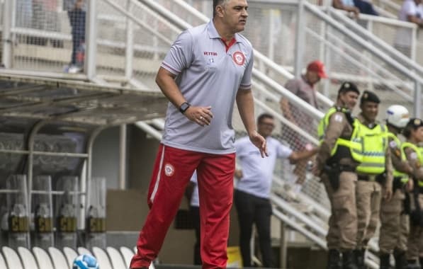 Marcelo Chamusca é demitido na véspera da partida contra o Vitória