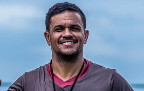 Auxiliar técnico do Jacuipense Sub-20, Rafael Bastos se prepara para iniciar carreira de treinador 