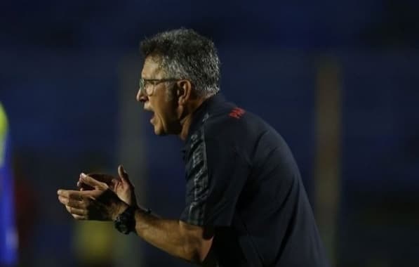 Athletico-PR anuncia saída do técnico Juan Carlos Osorio após dez partidas 