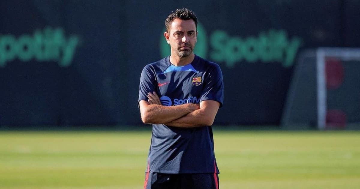Após reviravolta, Xavi deve permanecer no comando do Barcelona em 2025, diz site