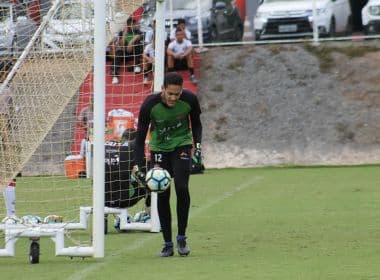  Ronaldo comemora renovação de contrato com o Vitória: 'Clube que me criou'