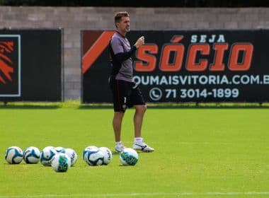 Mancini fecha treino e faz mistério no Vitória antes de encarar o Bragantino