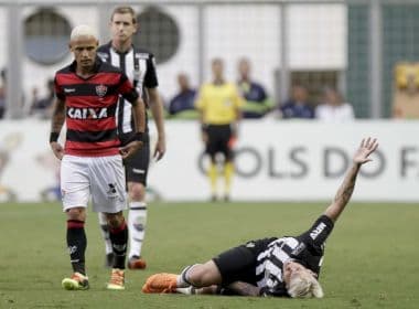 Neilton lamenta revés e foca no Corinthians: 'Não podemos perder a confiança'