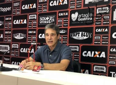 Técnico do Vitória celebra postura do time contra a Chapecoense