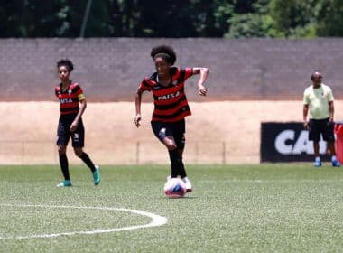 Futebol feminino: Vitória decide vaga na semifinal contra o Flamengo de Feira no sábado