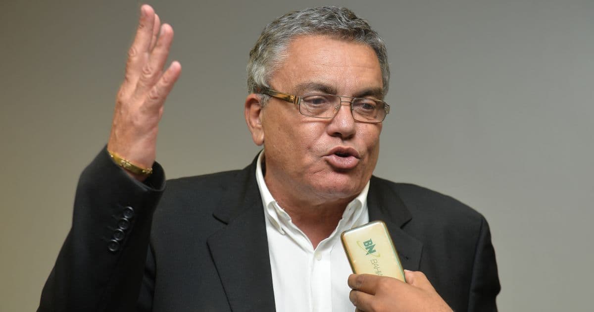 Paulo Carneiro é reintegrado ao Conselho do Vitória, mas leva 'gancho' de 180 dias