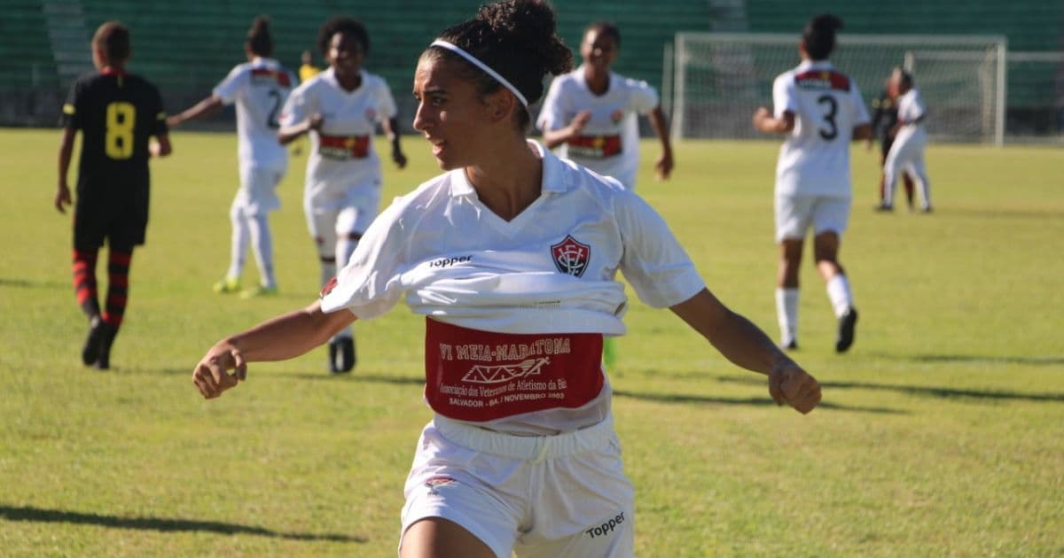 Autora de três gols, Verena celebra goleada do Vitória: 'Nos deixa mais tranquilas'