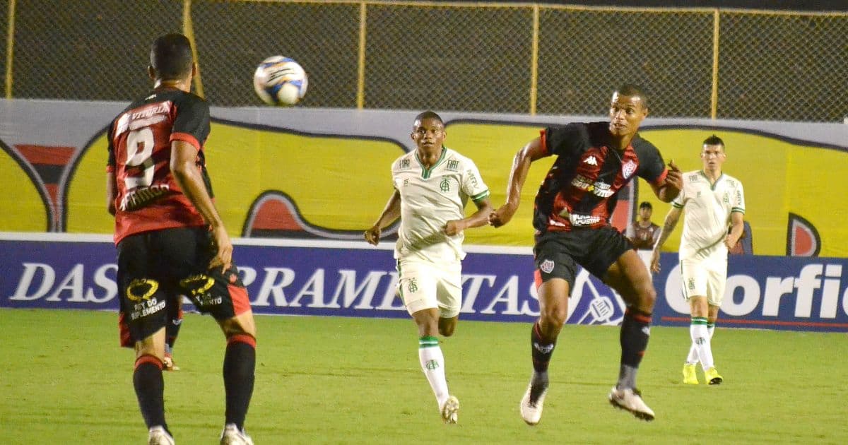 'Acho que faltou um pouco de calma na frente do gol', avalia Lucas Cândido