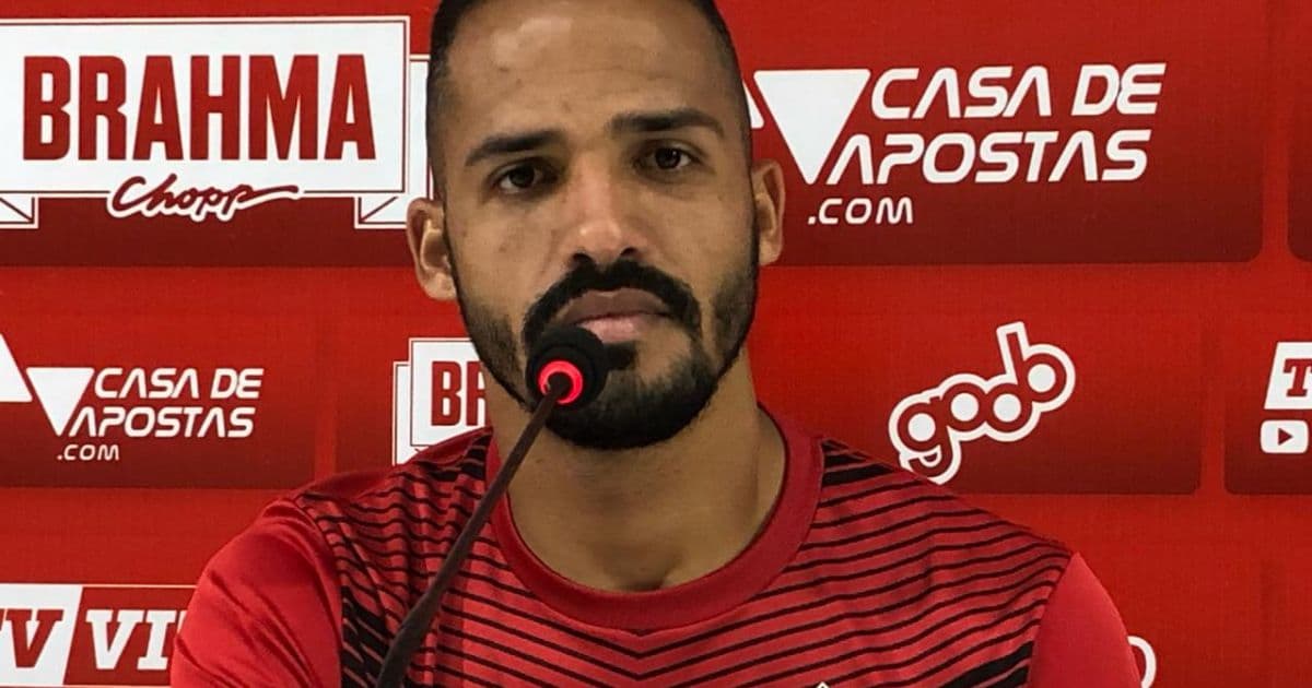 Anselmo Ramon elogia Geninho e pede apoio da torcida contra o Atlético Goianiense 