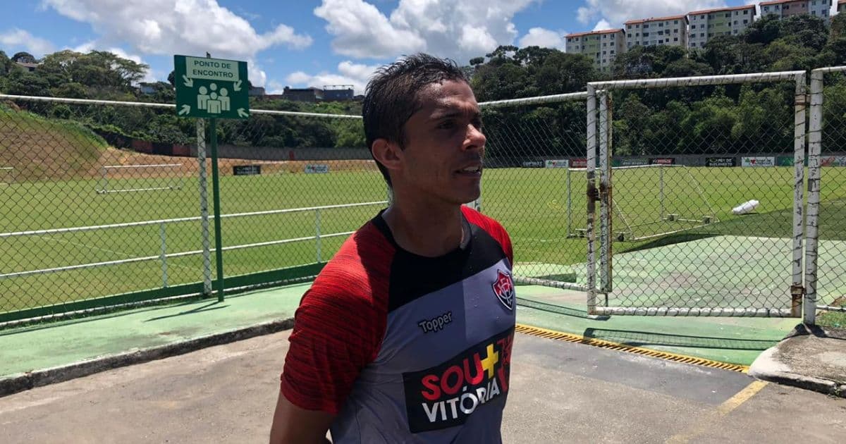Sem clube, Kleiton Domingues é visto treinando com o sub-23 do Vitória