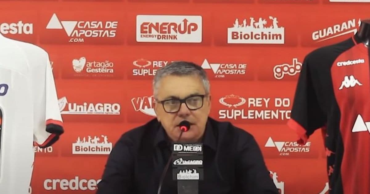 Paulo Carneiro anuncia patrocinadores para camisa do Vitória; veja