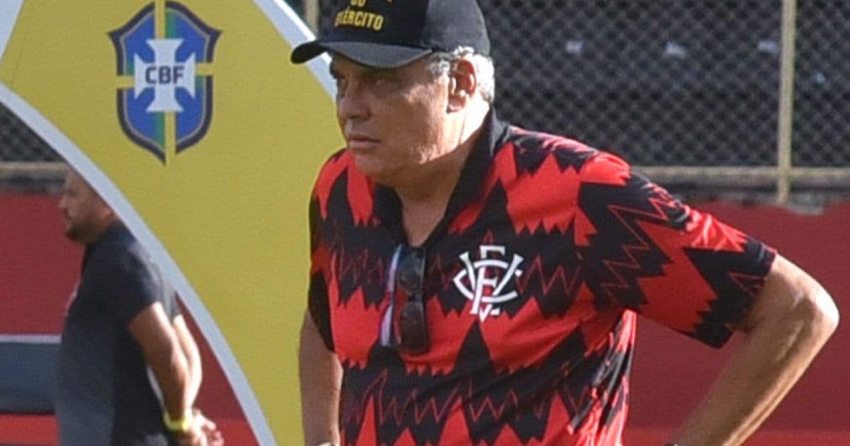 Paulo Carneiro responsabiliza torcida por situação do Vitória