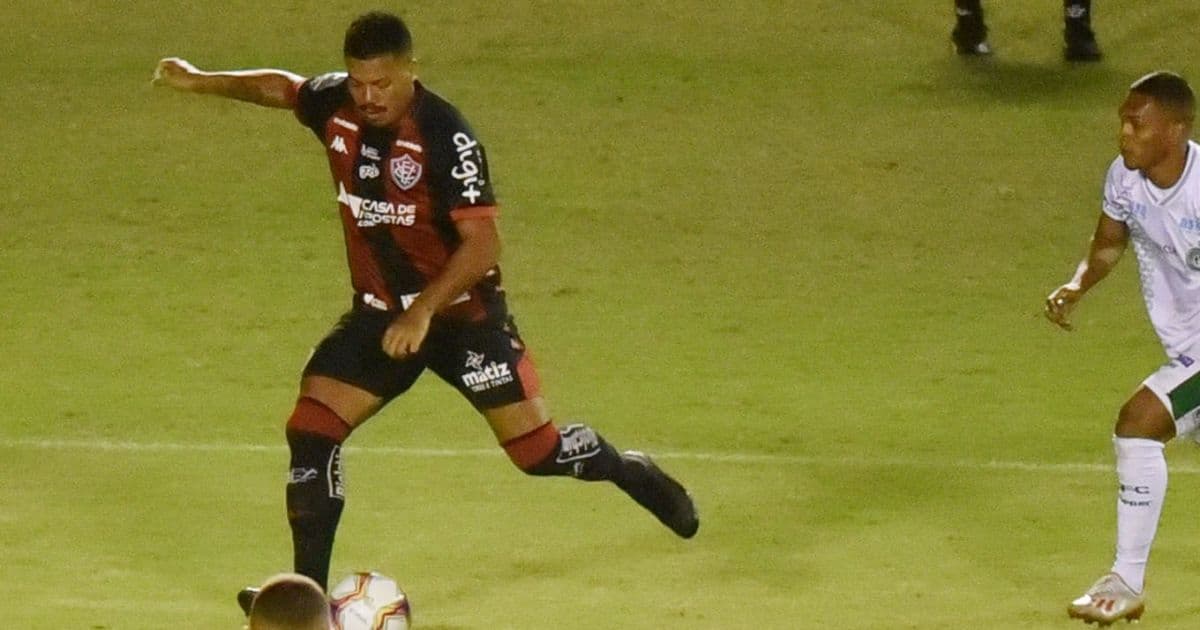 Expulso, Thiago Carleto desfalca o Vitória na visita ao Botafogo-SP