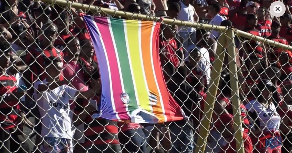 Vitória é denunciado por homofobia contra torcedores do Bahia; caso está no TJDF-BA