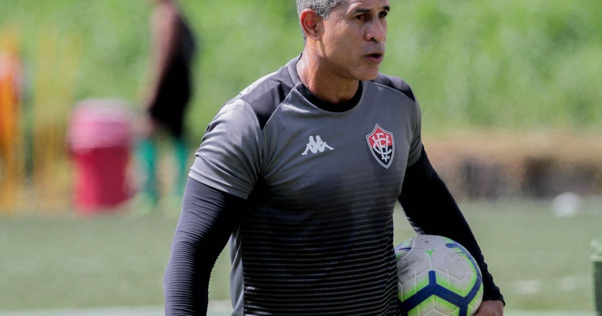 Após saída de Luciano Júnior, Itamar Ferreira assume preparação de goleiros do Vitória