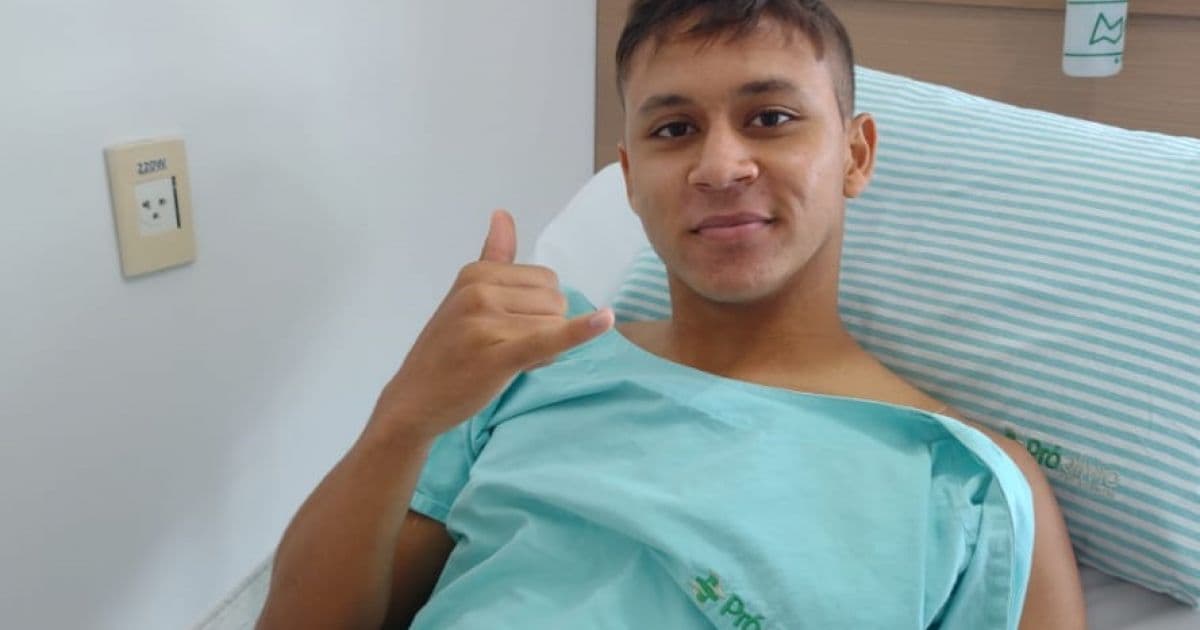 Gabriel Santiago, do Vitória, tem cirurgia bem-sucedida e inicia fisioterapia nesta quinta