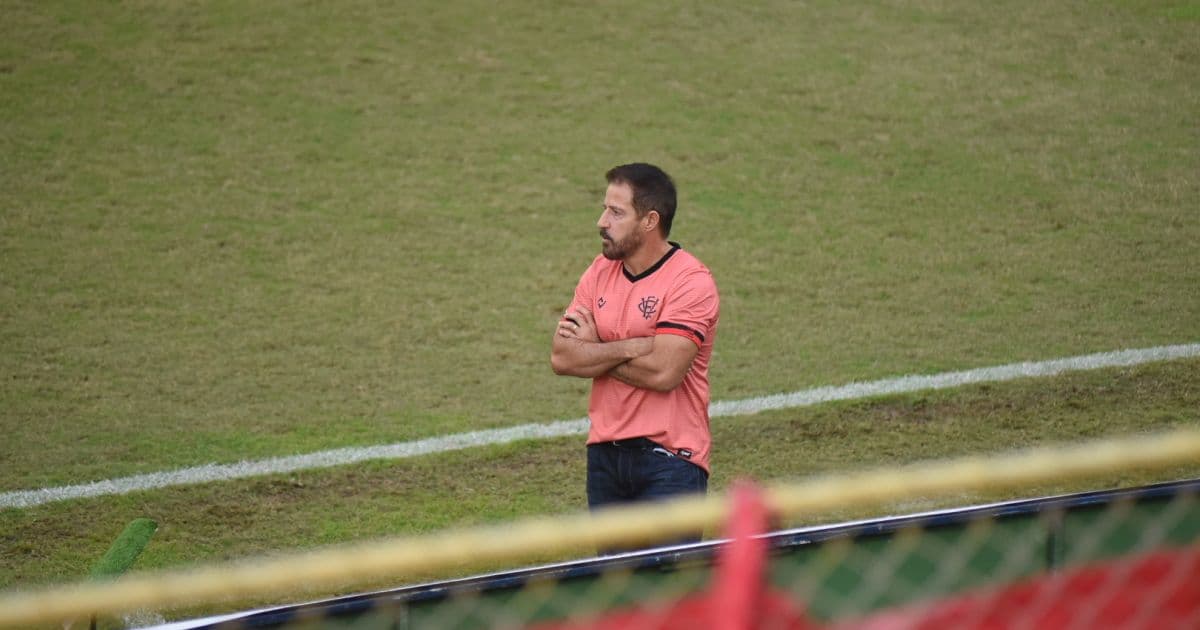 Ramon Menezes lamenta desfalques e vê 'jogo igual' no empate entre Vitória e Avaí