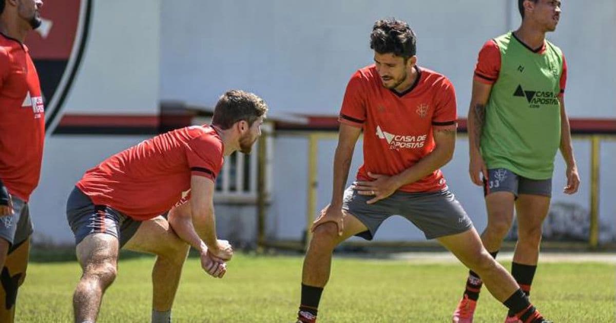 Com treino tático e bola parada, Vitória encerra preparação para enfrentar o Cruzeiro