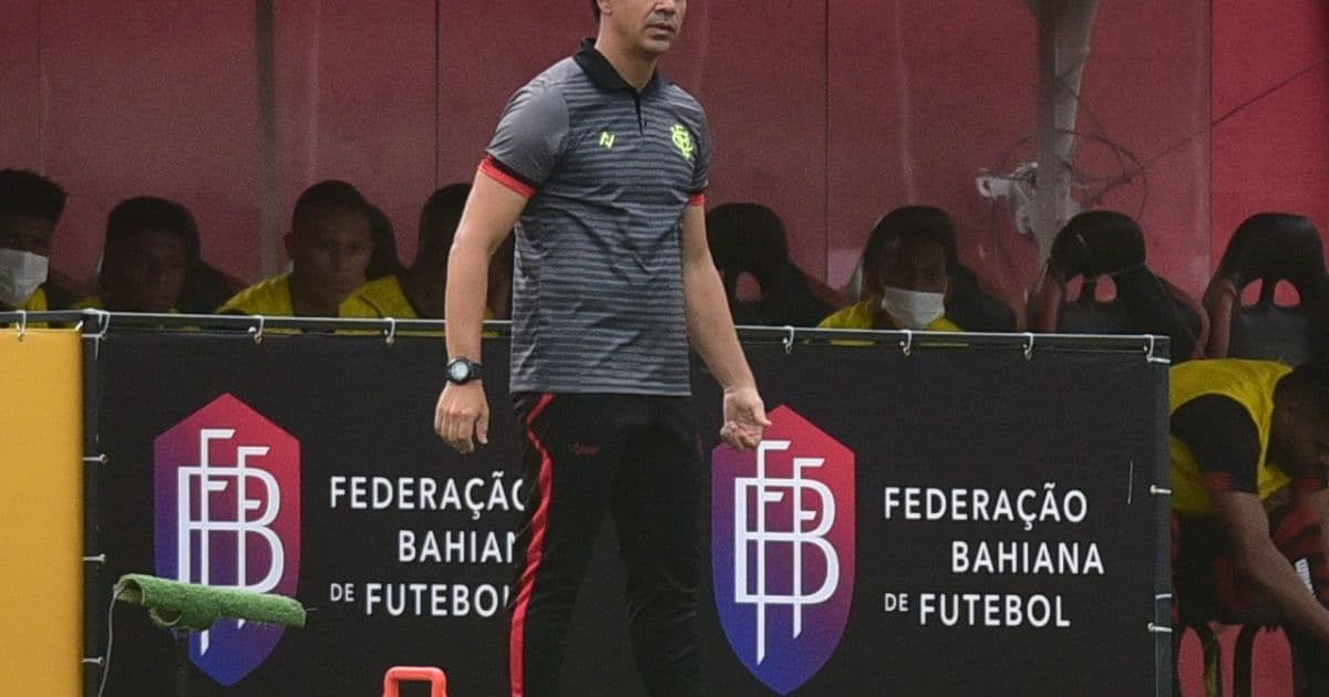Dado Cavalcanti vê expulsão de Mateus Moraes como 'preponderante' para revés do Vitória