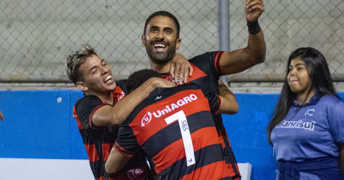 Vitória vence o São José em Porto Alegre e fica mais perto do G-8 da Série C