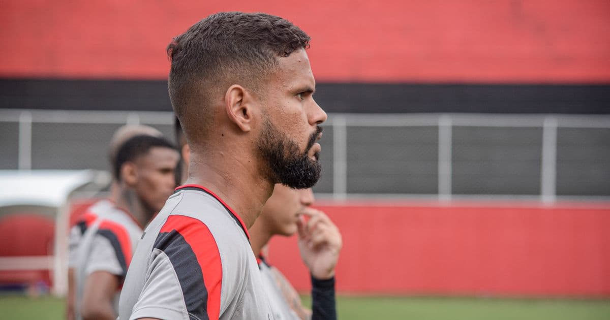 Novo contratado, Zé Vitor realiza primeiro treino no Vitória