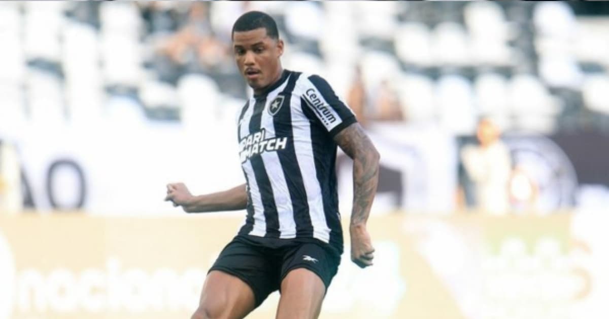 Vitória acerta contratação do atacante Janderson, ex-Botafogo