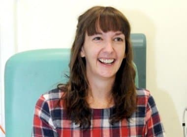 Enfermeira que foi curada do ebola em 2014 é internada por complicação tardia