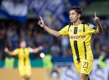Borussia Dortmund vence time da 4ª divisão em estreia na Copa da Alemanha