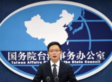 China diz que Trump deve respeitar política da China única ou pode afetar paz