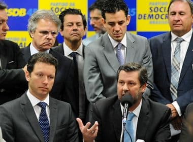 PSDB avalia romper com governo Temer e entregar cargos de deputados