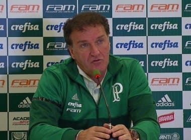 Cuca diz que não conta mais com Felipe Melo, mas nega afastamento do jogador