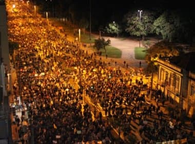 Porto Alegre reúne 35 mil manifestantes, diz Brigada Militar