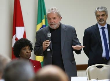 Após reunião com Lula, petistas falam em &#039;virar a página&#039;