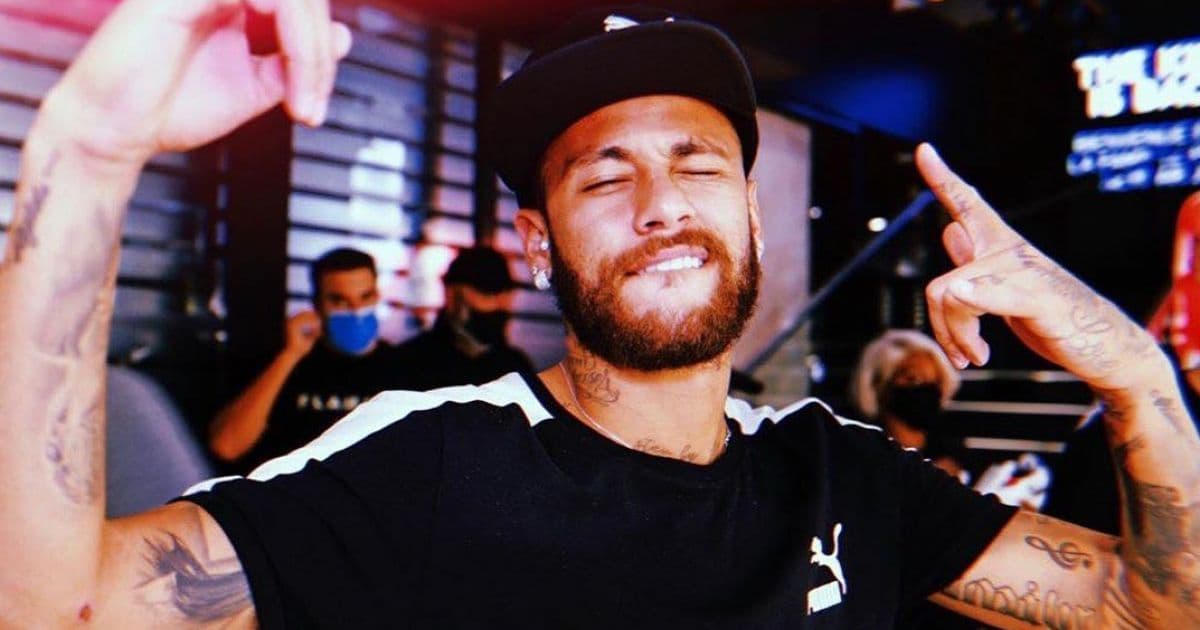 Convidados de Neymar chegam de jatinho para festa de Ano-Novo; saiba nomes