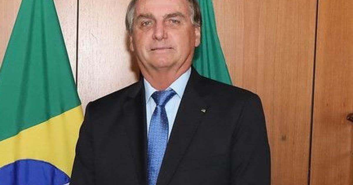 Bolsonaro critica questão do Enem sobre Marta e diz que futebol feminino não é realidade