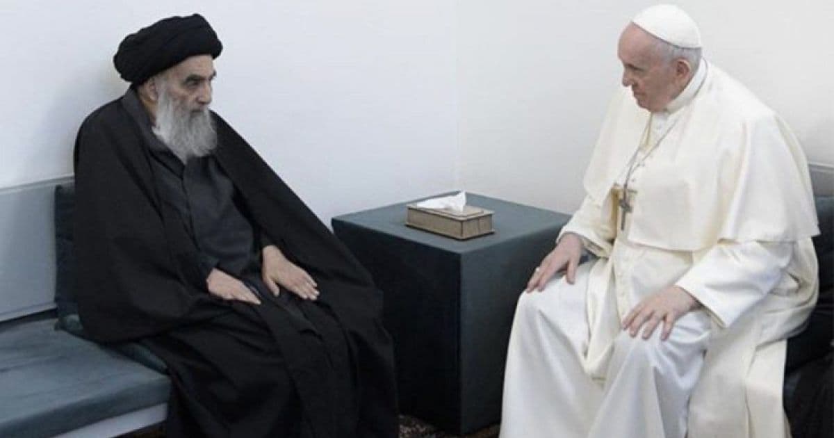 Papa encontra líder xiita no Iraque, que fala em paz aos cristãos em momento histórico