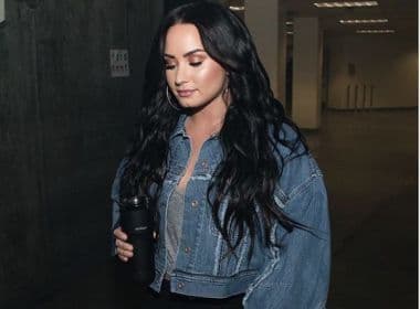 Mãe de Demi Lovato conta sobre como recebeu notícia de overdose da filha