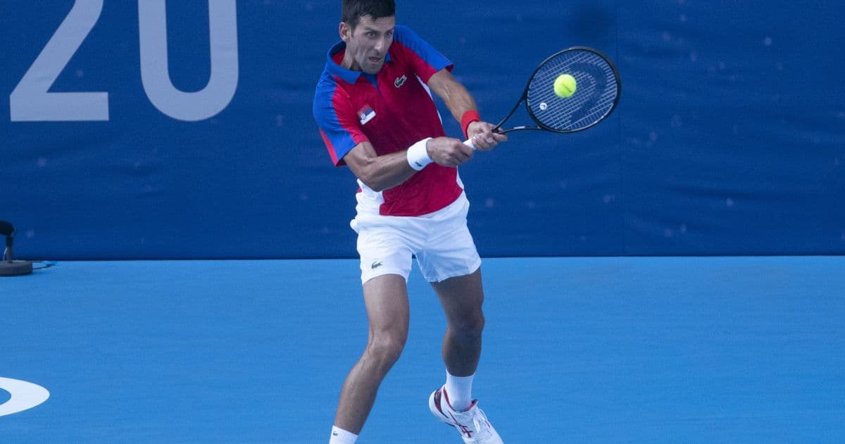 Djokovic domina espanhol e vai às quartas do tênis masculino em Tóquio