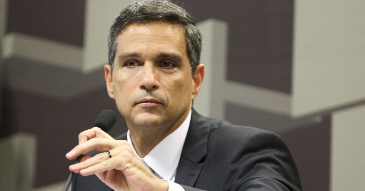 Petrobras reajusta combustíveis de forma mais rápida que em outros países, diz presidente do BC