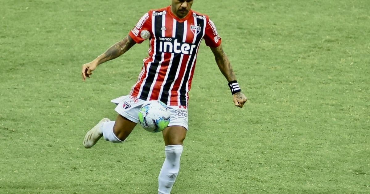 São Paulo rescinde contrato de Daniel Alves