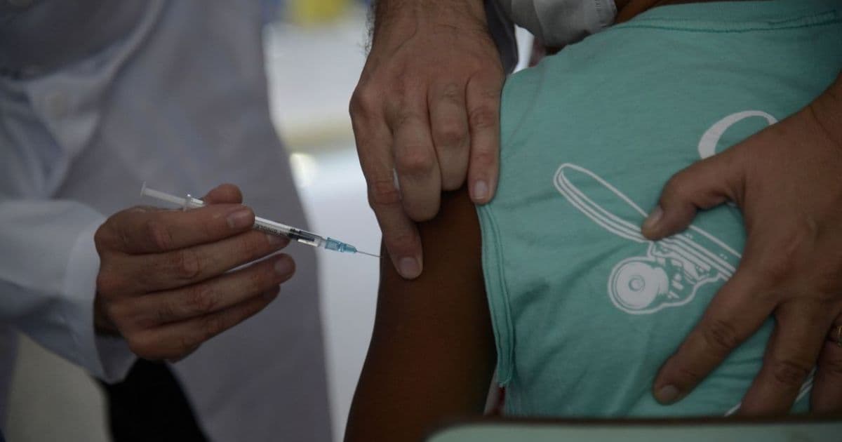 Após visita de Queiroga e Damares, Saúde diz que vacina não deu reação em criança