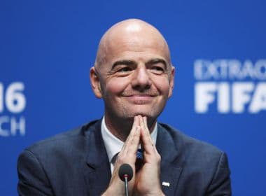 Presidente da Fifa se defende após denúncias de favorecer City e PSG