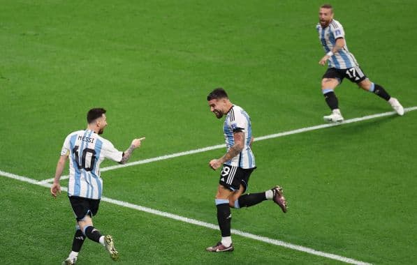 Imagem sobre Messi desmonta retranca da Austrália e coloca Argentina nas quartas da Copa