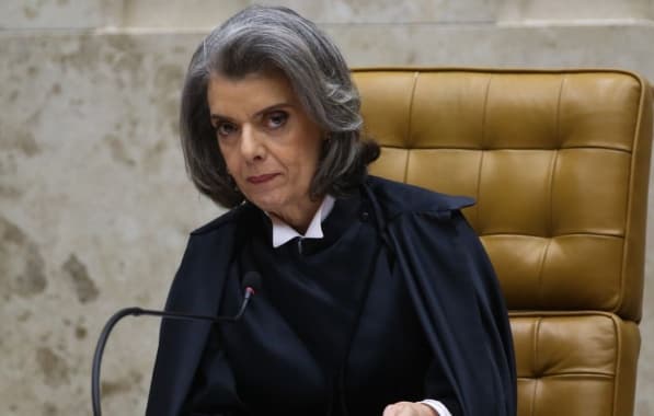 Cármen Lúcia sai em defesa de relator e agora deve dar voto decisivo contra Bolsonaro no TSE