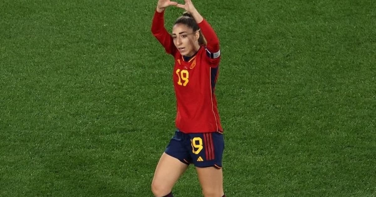 Autora do gol do título da Espanha homenageou mãe de amiga na comemoração