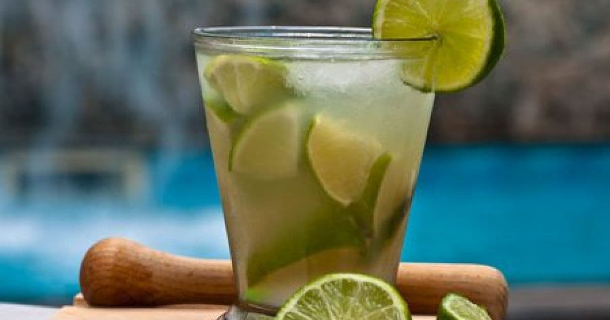 Nutricionistas dão dicas para manter hidratação no verão e alertam sobre bebida alcóolica