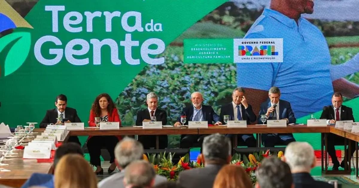 Lula lança programa de Reforma Agrária e diz que não pedirá para 'ninguém deixar de brigar'